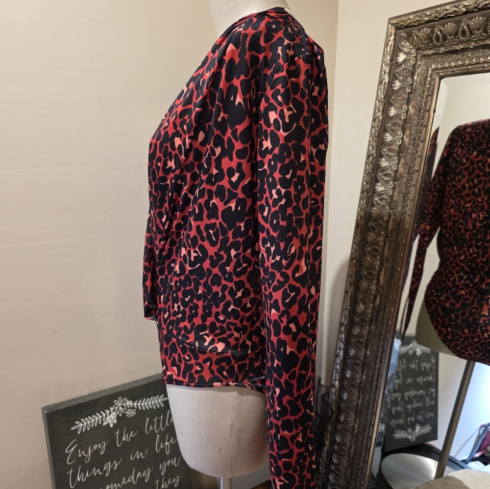 NWOT. Zara Red and Black Leopard Print Deep V-neck Bodysuit. Sz. Med Like New! - Picture 3 of 7